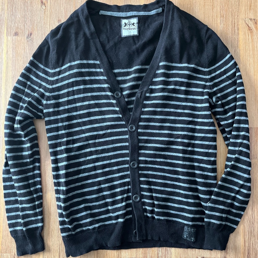 Men’s 100% cotton vintage Express sweater